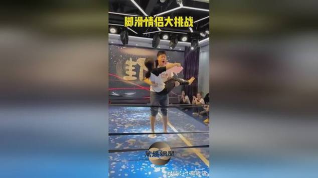7777888888免费四肖和杂技演员表演中摔落与杂技演员表演中摔落的是谁